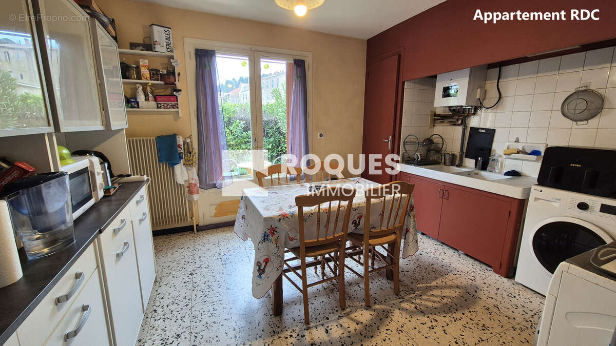 LAMALOU LES BAINS à vendre center ville Immeuble de 2 appartements T2 et T4 - photo 21