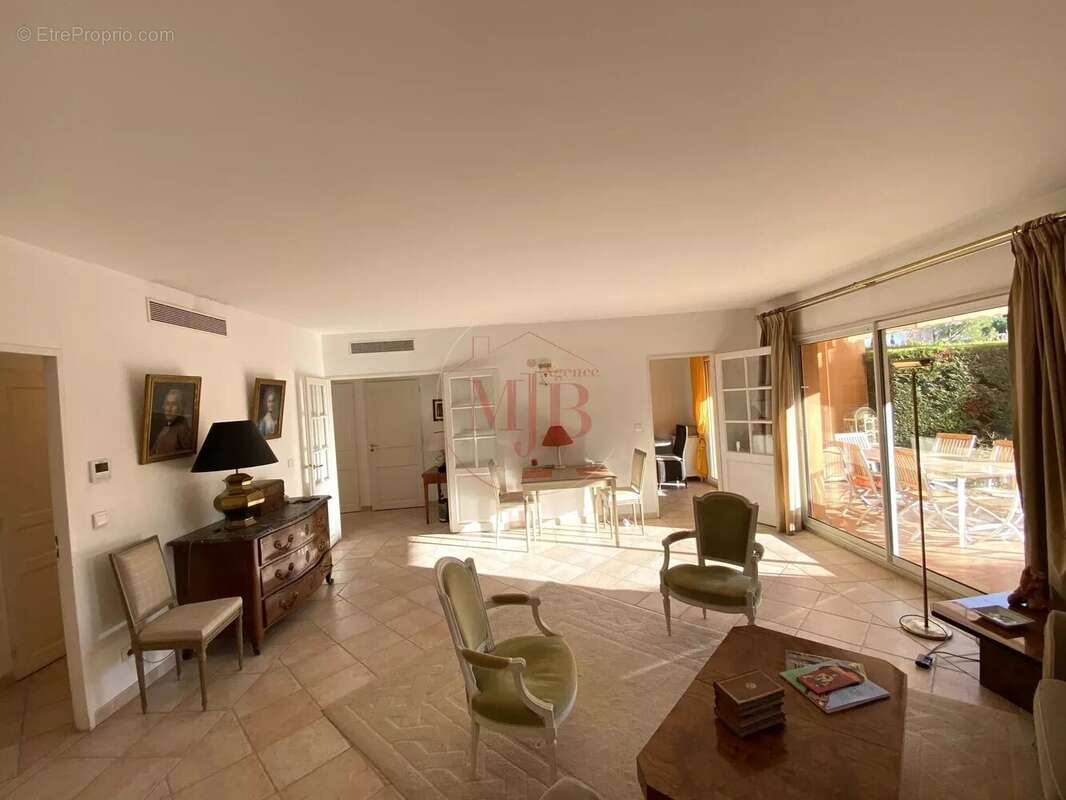 Appartement à AIX-EN-PROVENCE