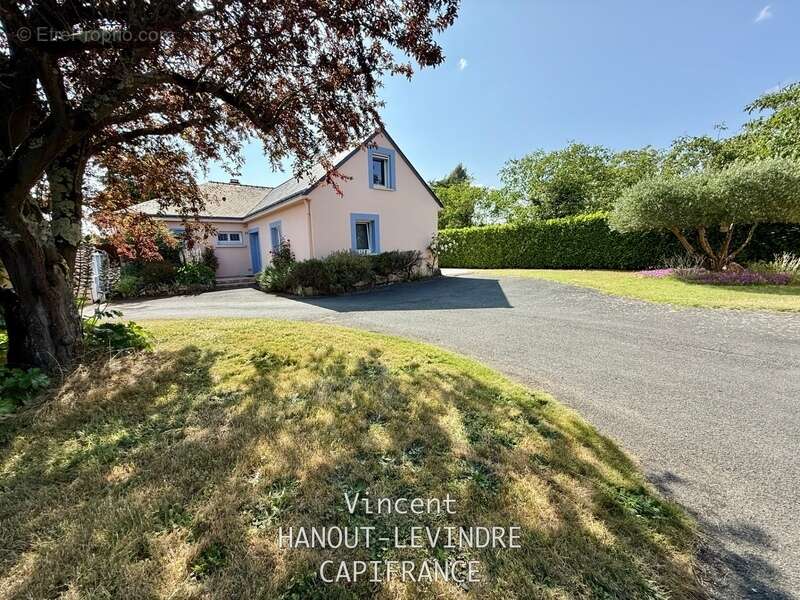 Maison à ECOUFLANT