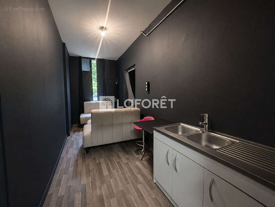 Local commercial Chambery 400 m2 - photo 4