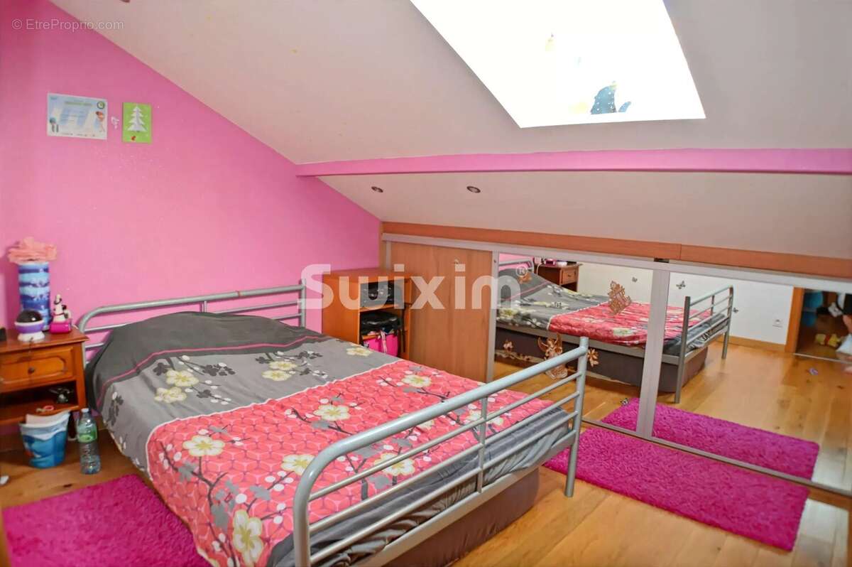 Appartement 83 m² à Les Rousses  - photo 4