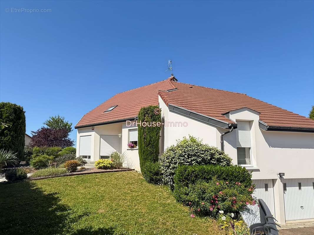 Maison à VAROIS-ET-CHAIGNOT
