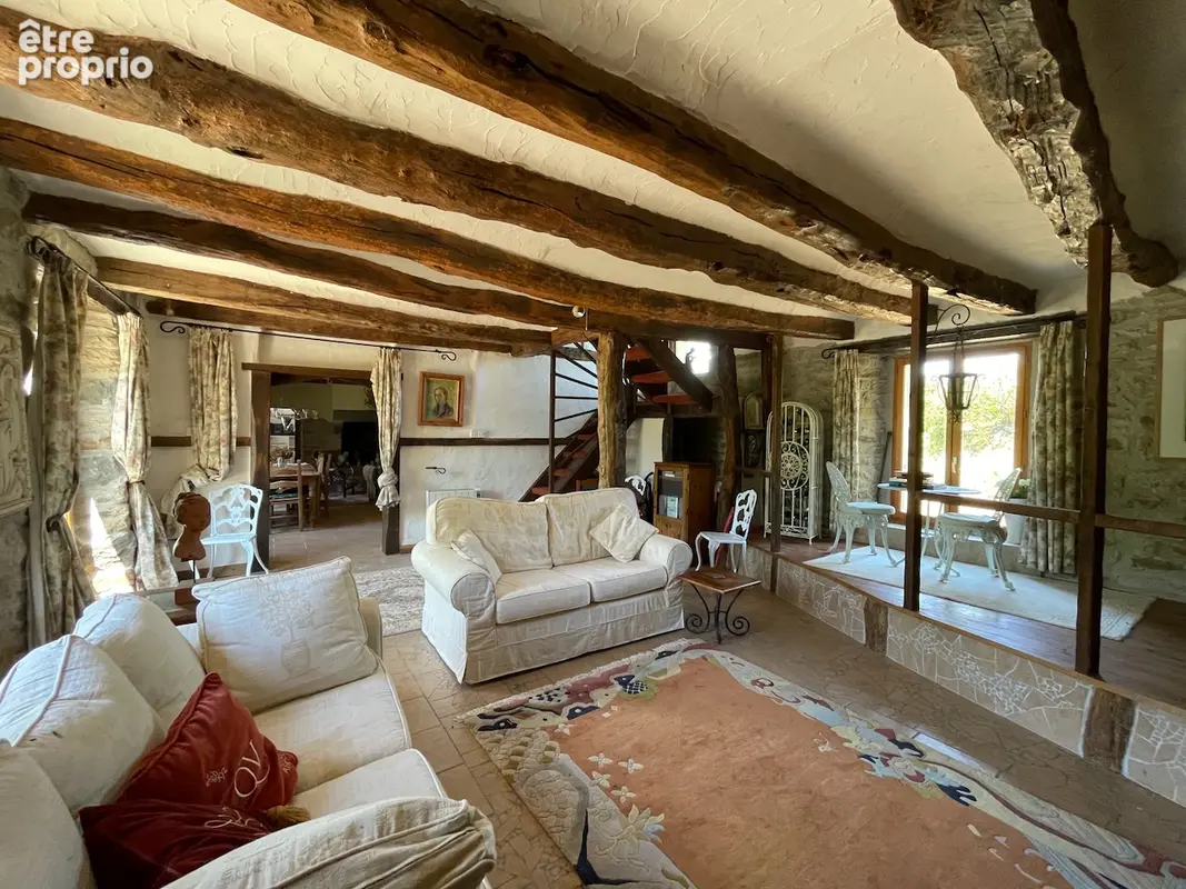 MERDRIGNAC: Refuge familial parfait, une maison conviviale pleine de caractère, Beau jardin nature, arboré, - photo 3
