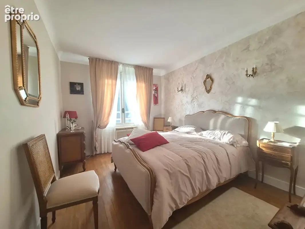 Maison Arnage - 233 m² - 7 chambres - T2 indépendant - Piscine couverte - photo 6