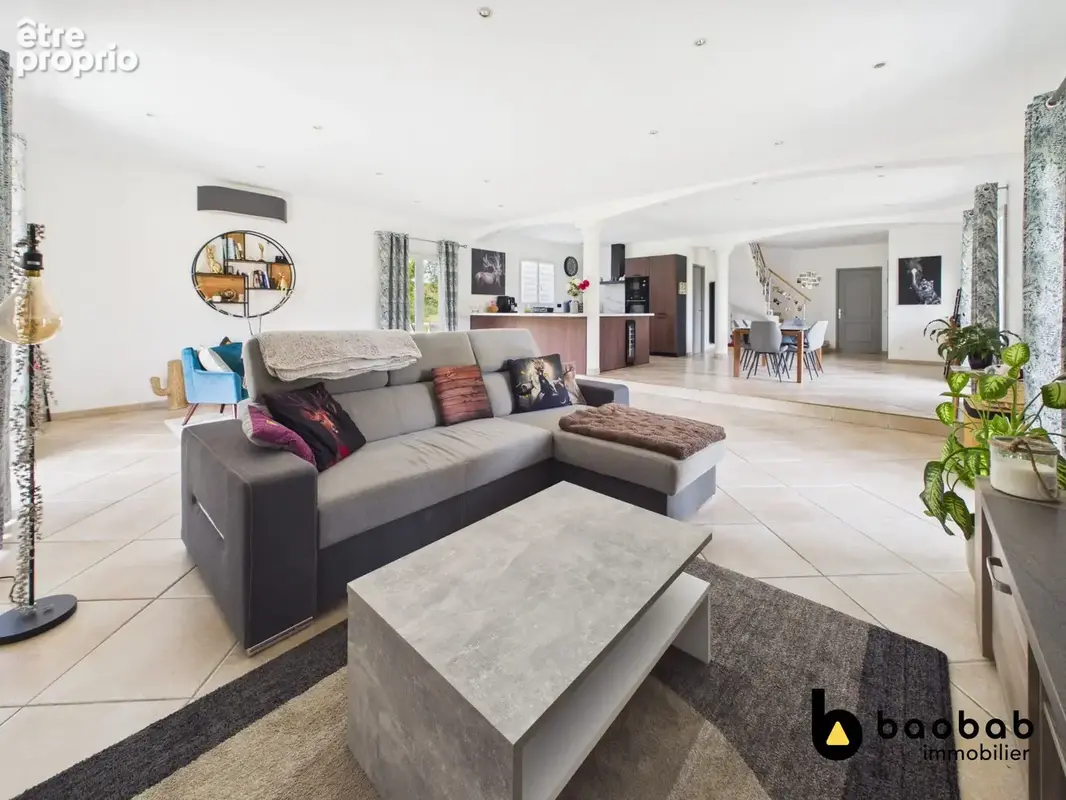 Maison 5 pièces 142 m² à vendre à Aoste (38490) - photo 2