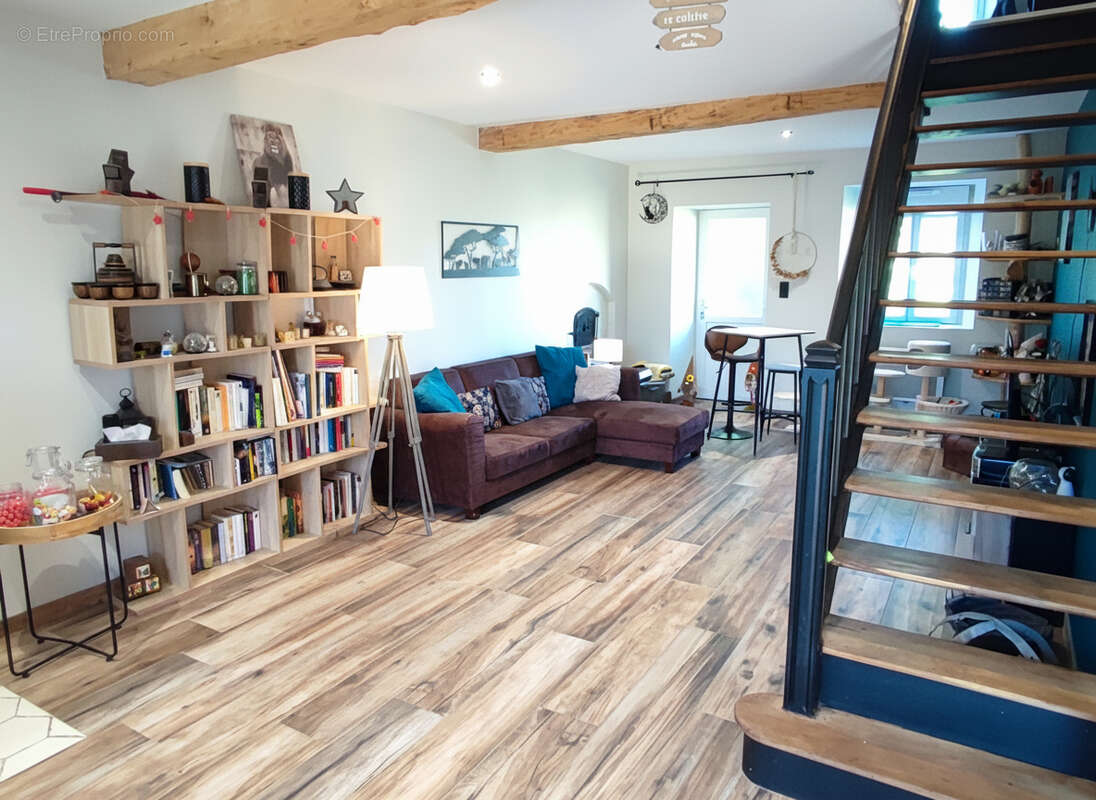 Maison avec gîte, piscine, jardin constructible et garage - photo 7