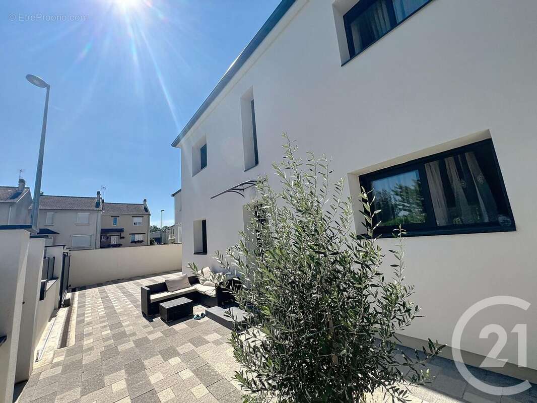 Maison 168 m² à Cormontreuil  - photo 21