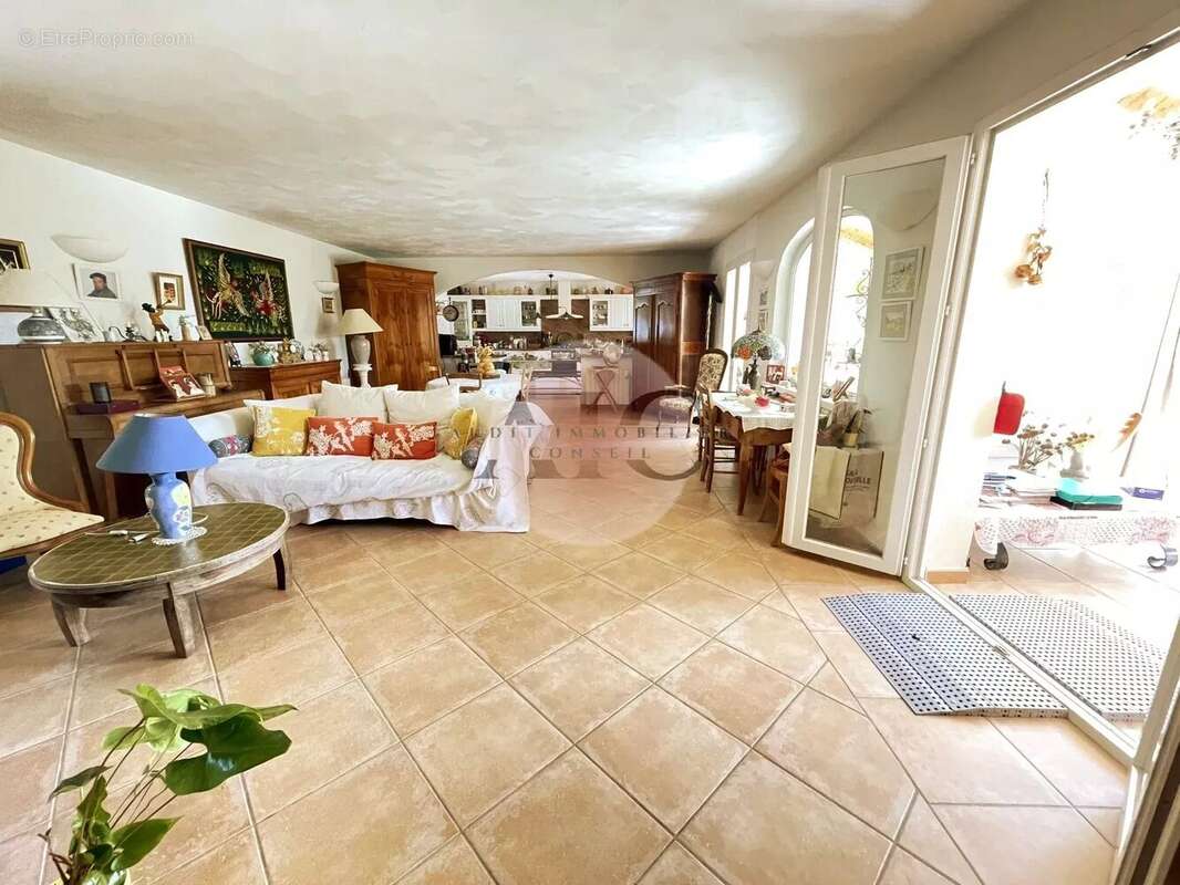 Maison à SAINT-PAUL-EN-FORET