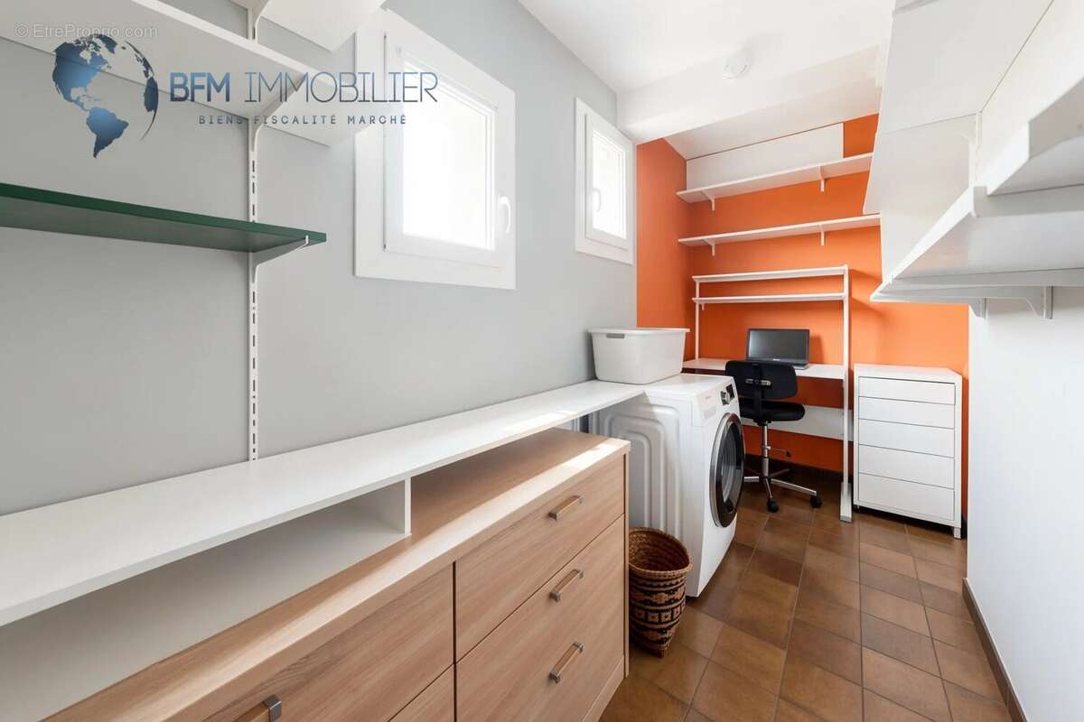 Maison à CHATEAUNEUF-LES-MARTIGUES