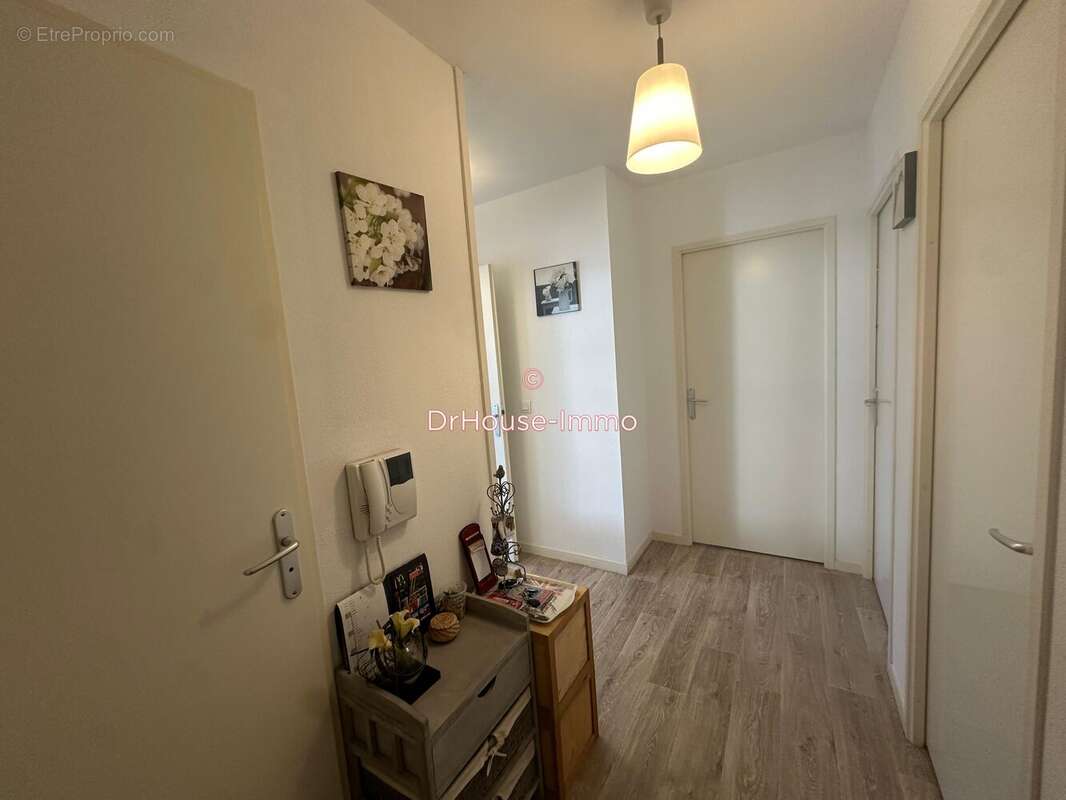 Appartement à PAREMPUYRE