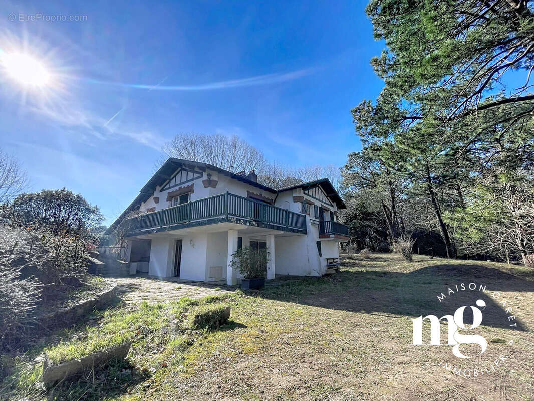 Maison 270 m² à Bidart  - photo 7