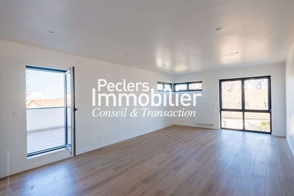 Maison à NANTERRE