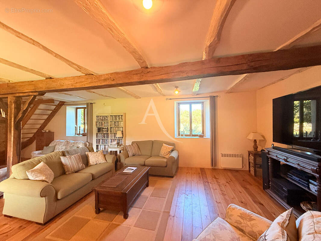 Maison à CASTELFRANC