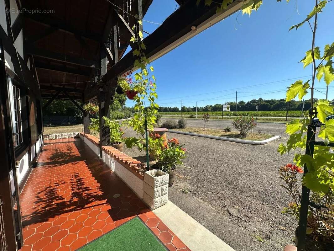 Commerce à MONT-DE-MARSAN