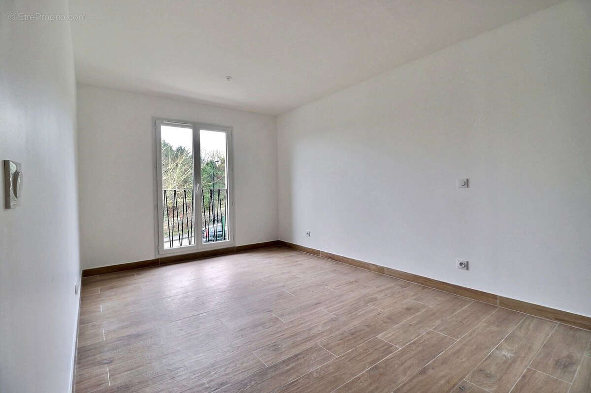 Maison à L'ETANG-LA-VILLE