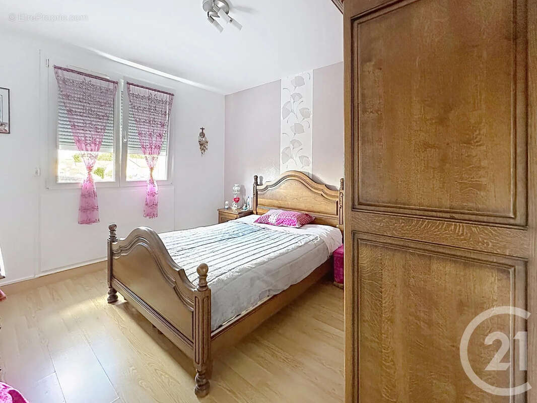 Appartement 80 m² à Troyes  - photo 7