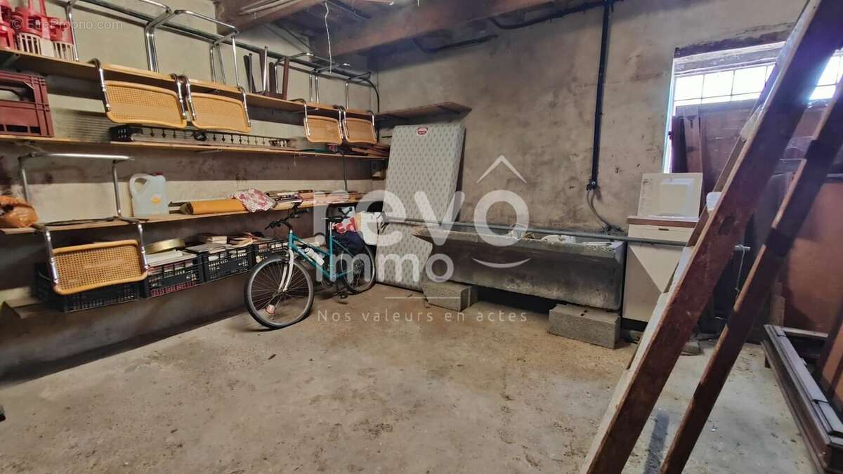 Maison à TRAVAILLAN