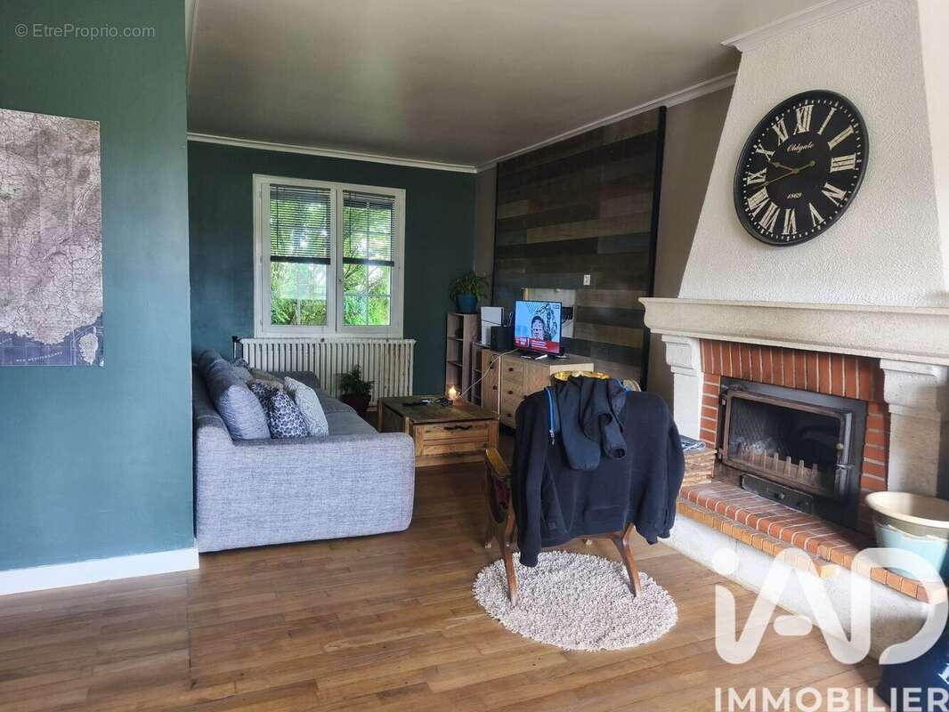 Maison 128 m² à Saint-Michel  - photo 4