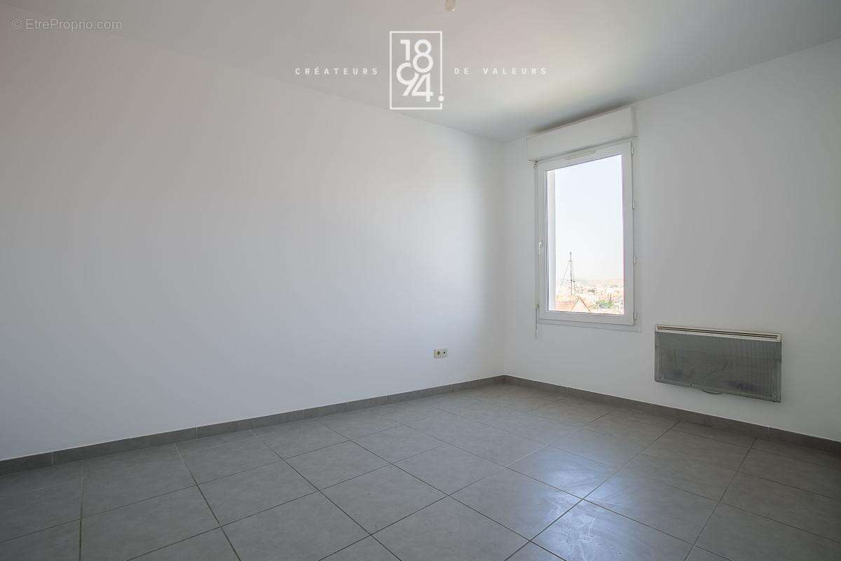 T2 avec ascenseur et box en supplément - photo 4