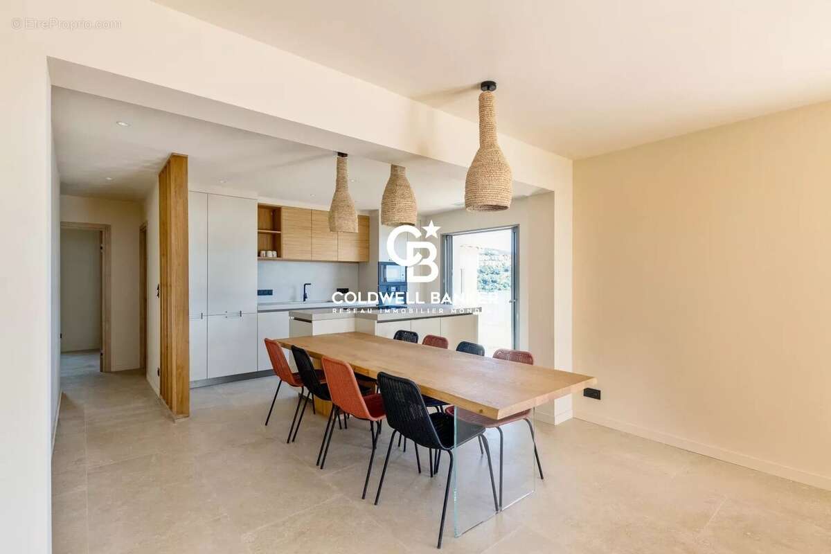 Maison à CAVALAIRE-SUR-MER