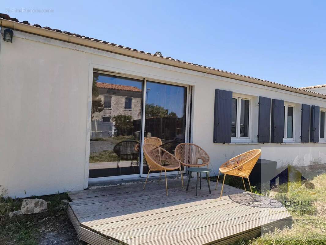 Maison à VERINES
