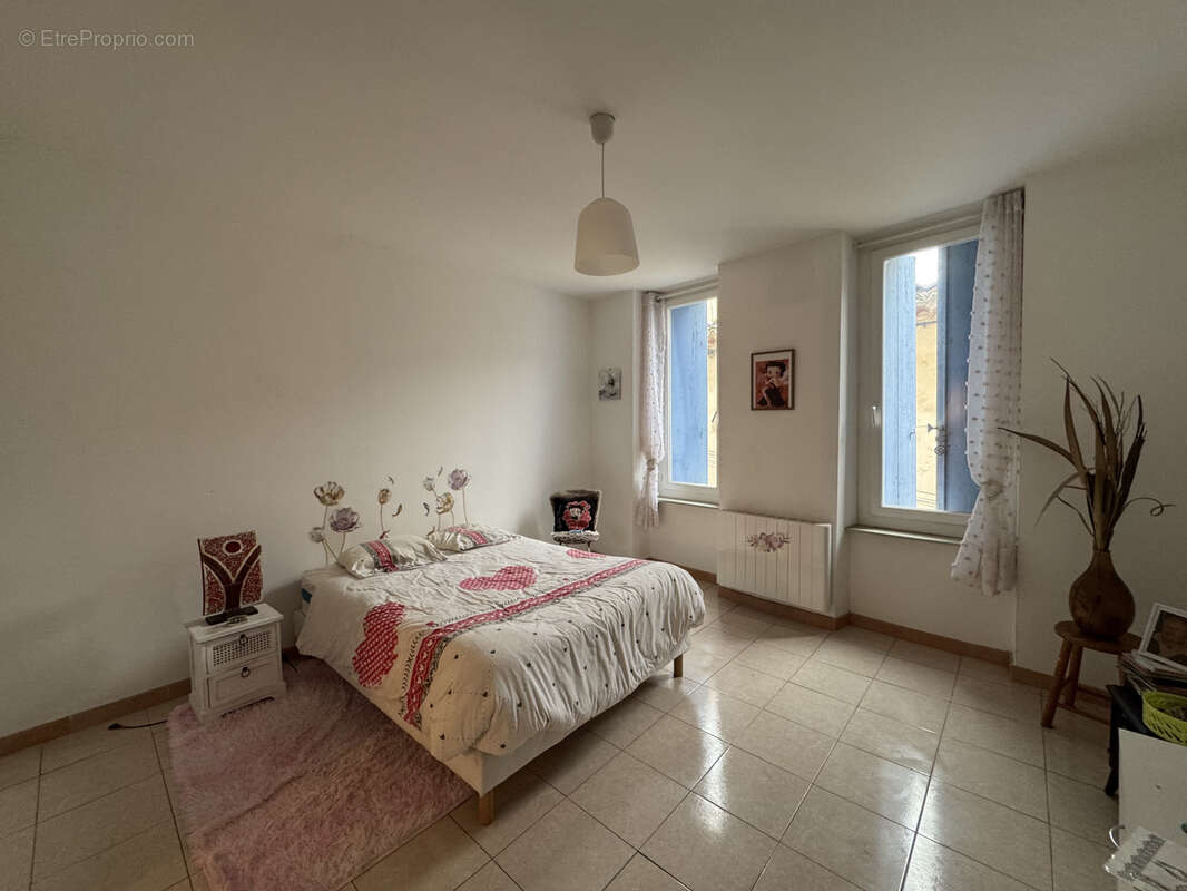 Maison de village à acheter avec 2 chambres à Coursan - photo 2