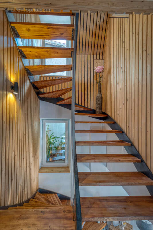 Maison à VILLARD-BONNOT