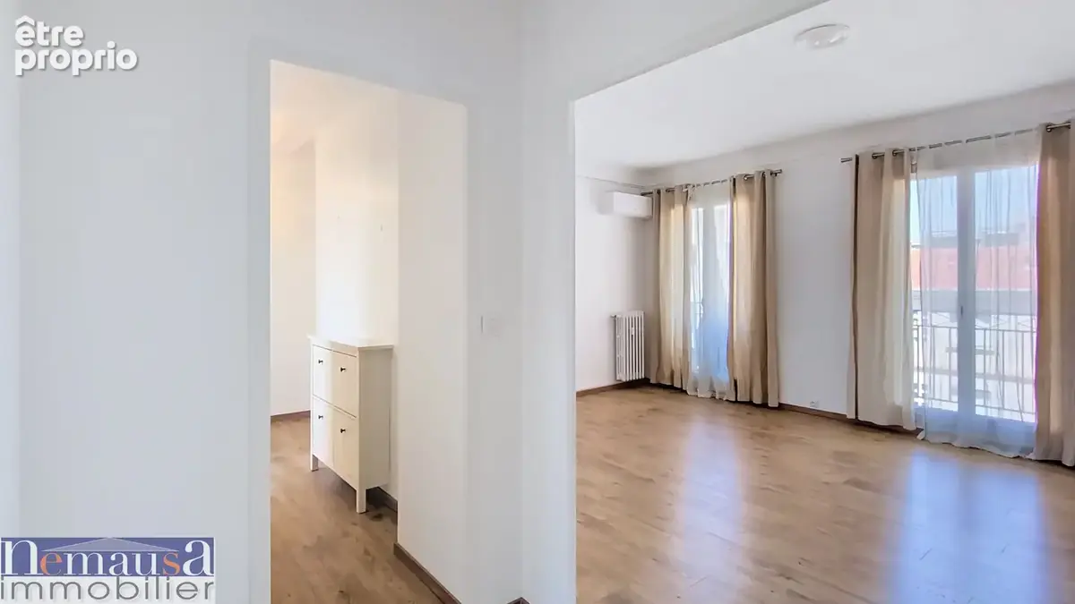 Nîmes jean jaurès, appartement p3 plein de charme de 71 m2 avec ascenseur , hauteur sous plafond de 2,89 m, - photo 9