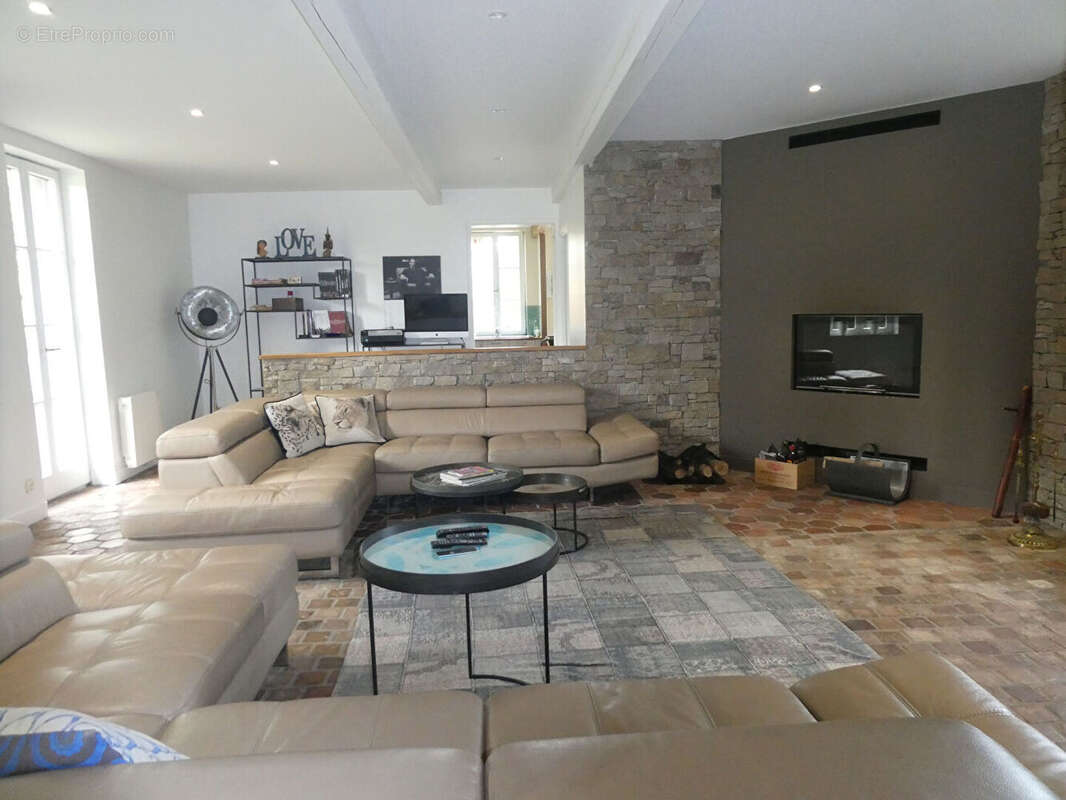 Maison à PONT-L&#039;EVEQUE