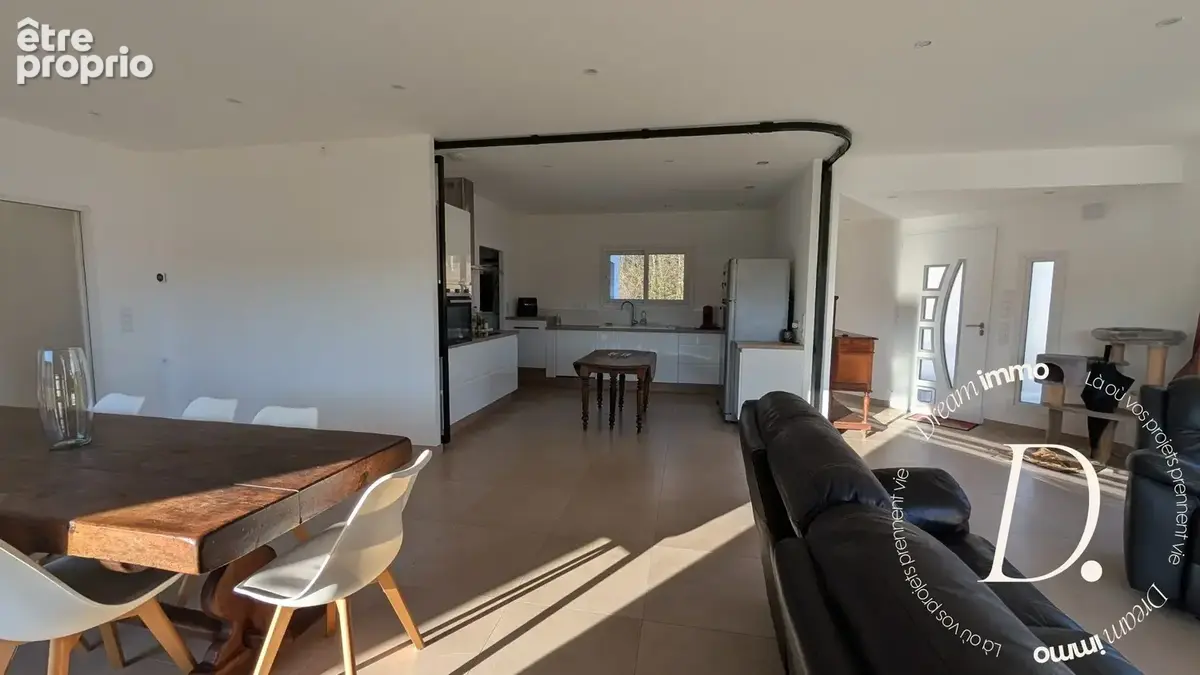 Maison 5 pièces 136 m² à vendre à Saint-Martin-De-Hinx (40390) - photo 3