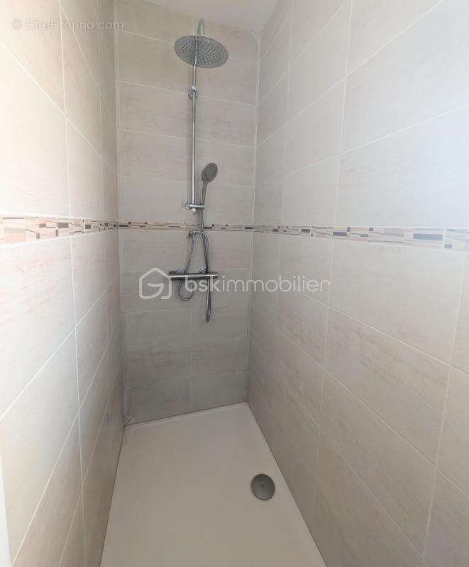 Maison à PONT-L'ABBE-D'ARNOULT