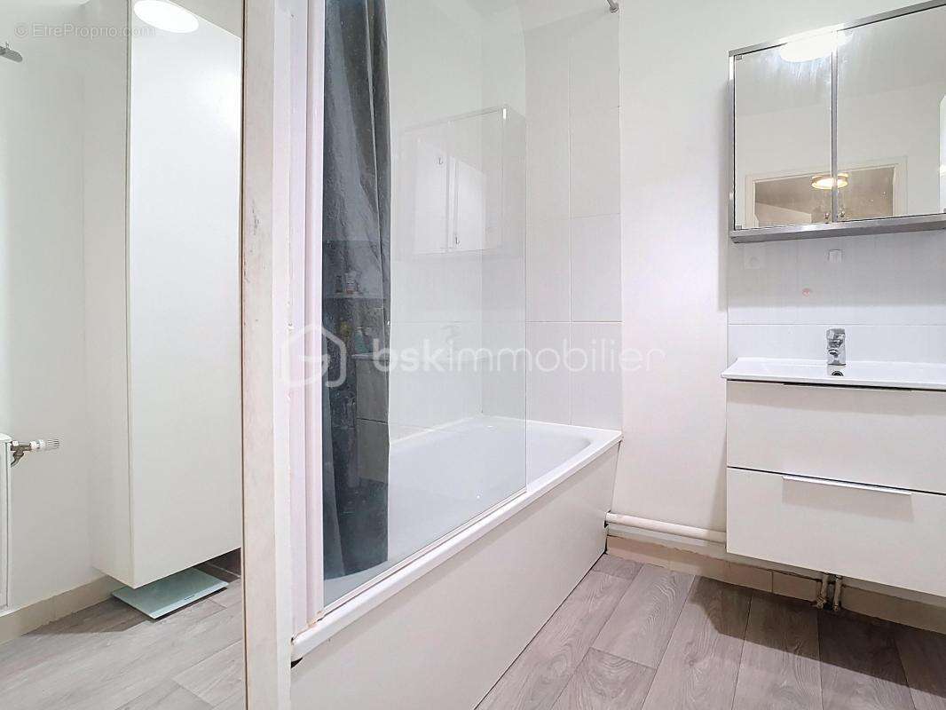 Appartement à SERRIS