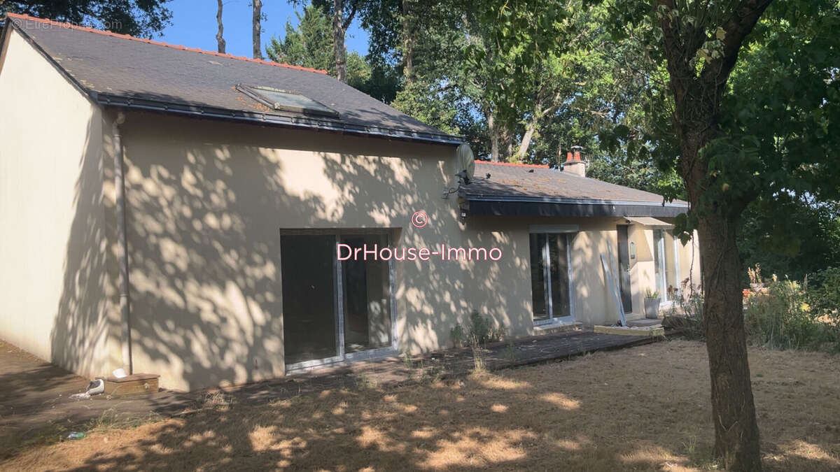 Maison à SOULAIRE-ET-BOURG