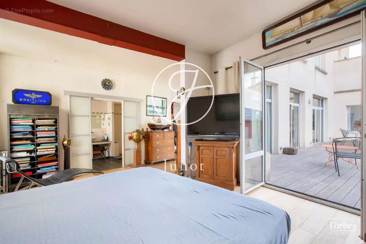 Appartement à VERSAILLES