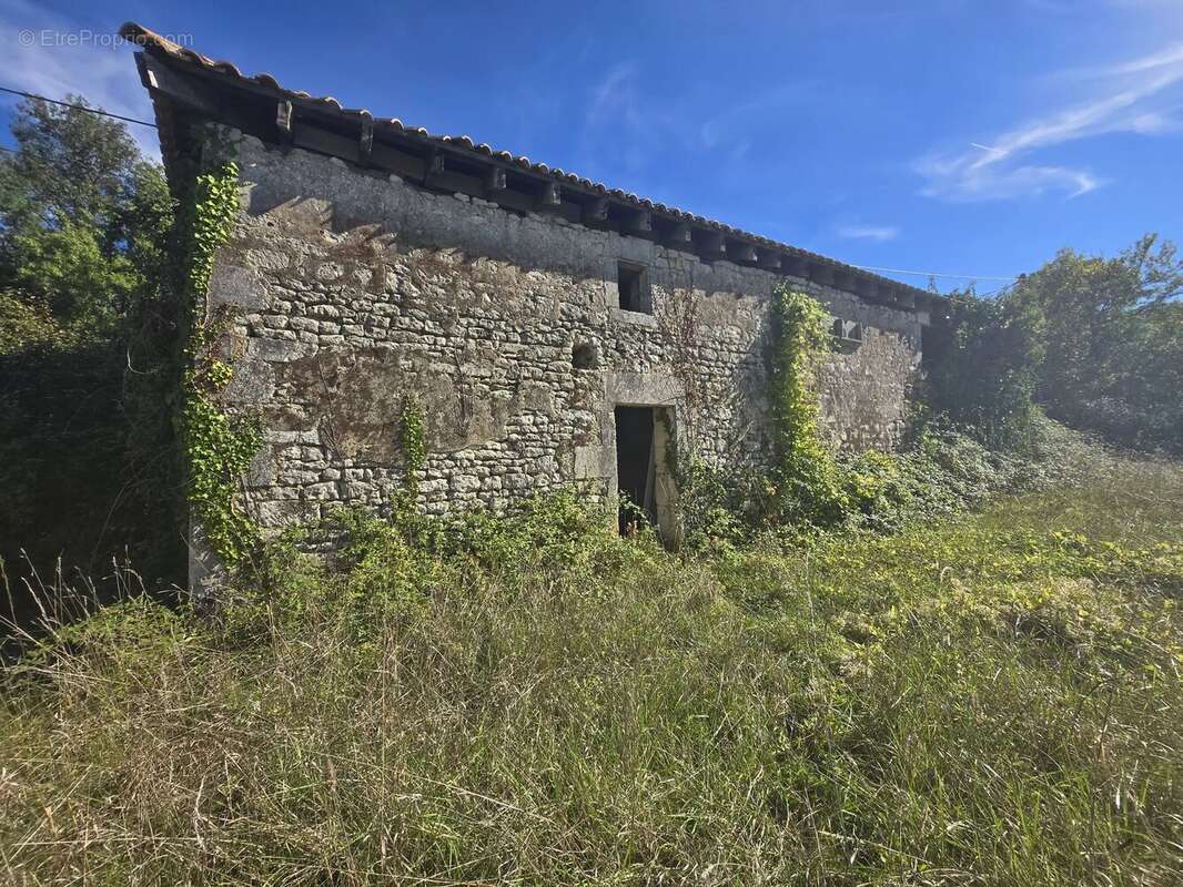 Maison à SAINT-DIZANT-DU-BOIS