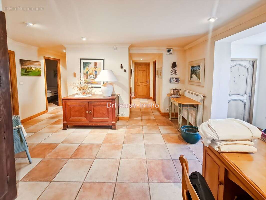 Maison à ALLEMAGNE-EN-PROVENCE