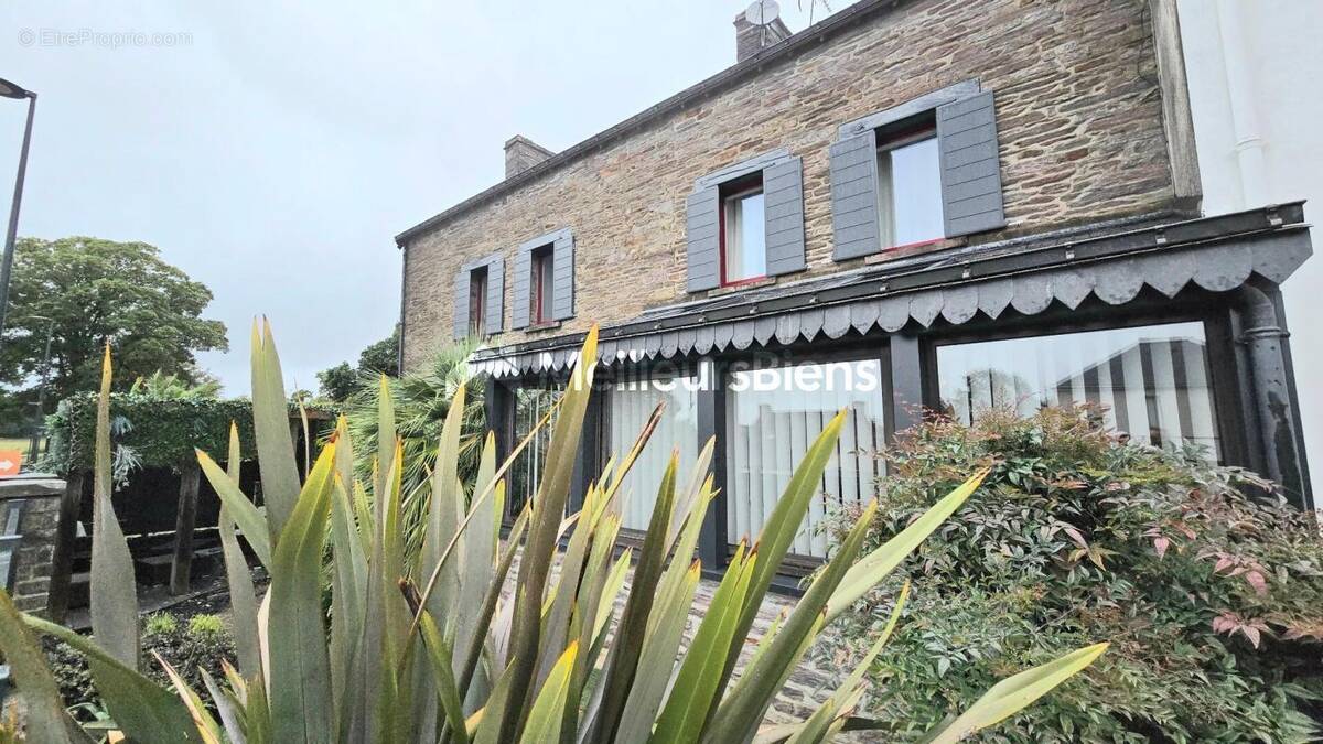 Maison à SAINT-JUST