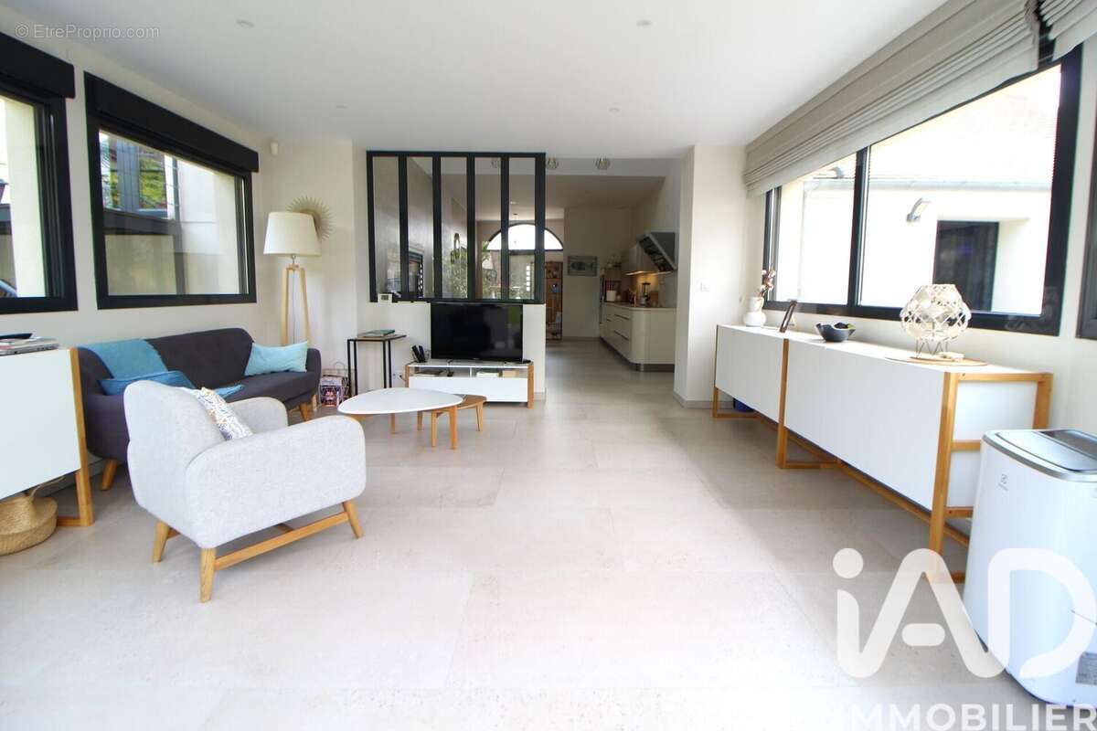 Photo 5 - Maison à BALLAINVILLIERS