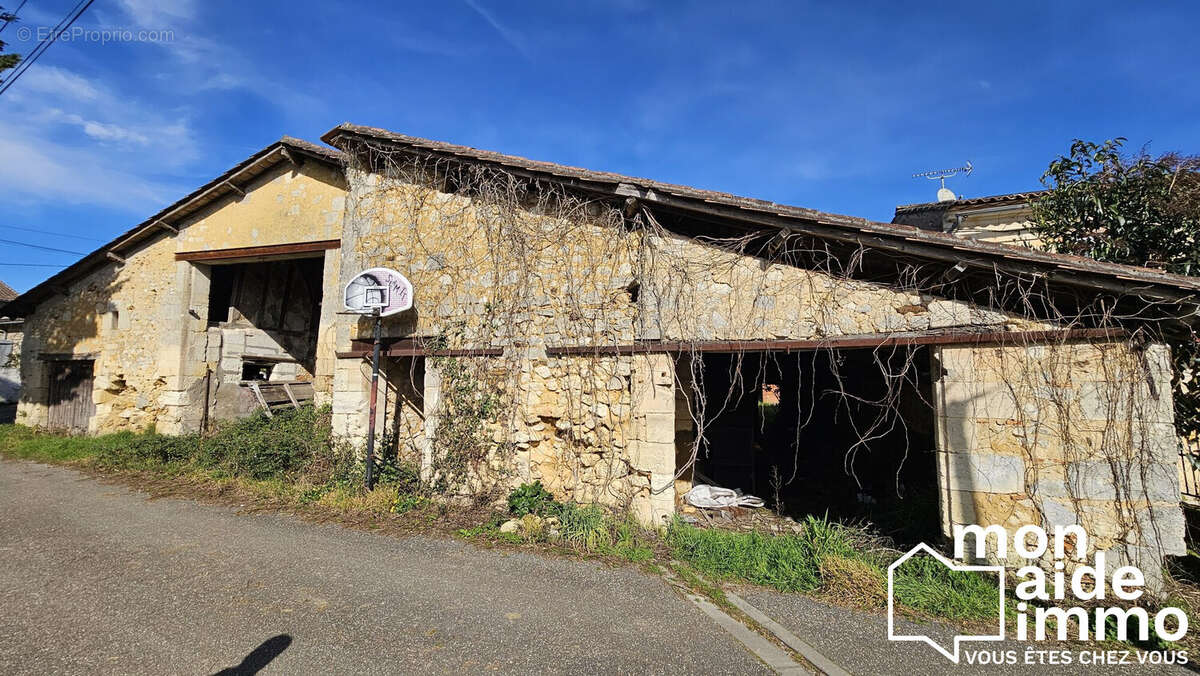 Maison à SADIRAC