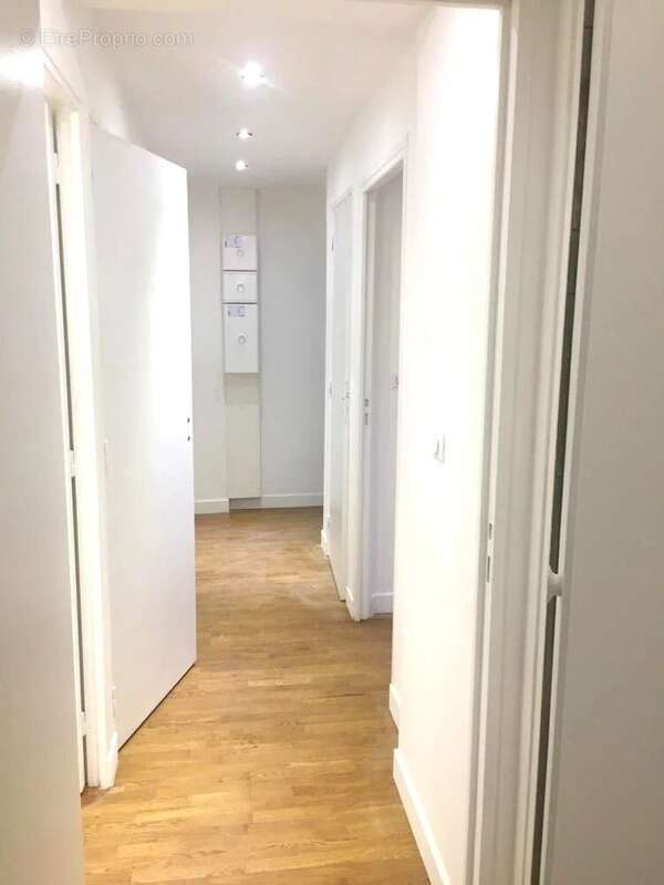 Appartement à PARIS-12E