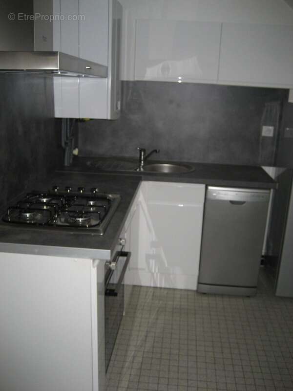 Appartement vendu loué 55m² avec place parking, Centre-ville de Guéret – Idéal investisseur  54 000 € - photo 3