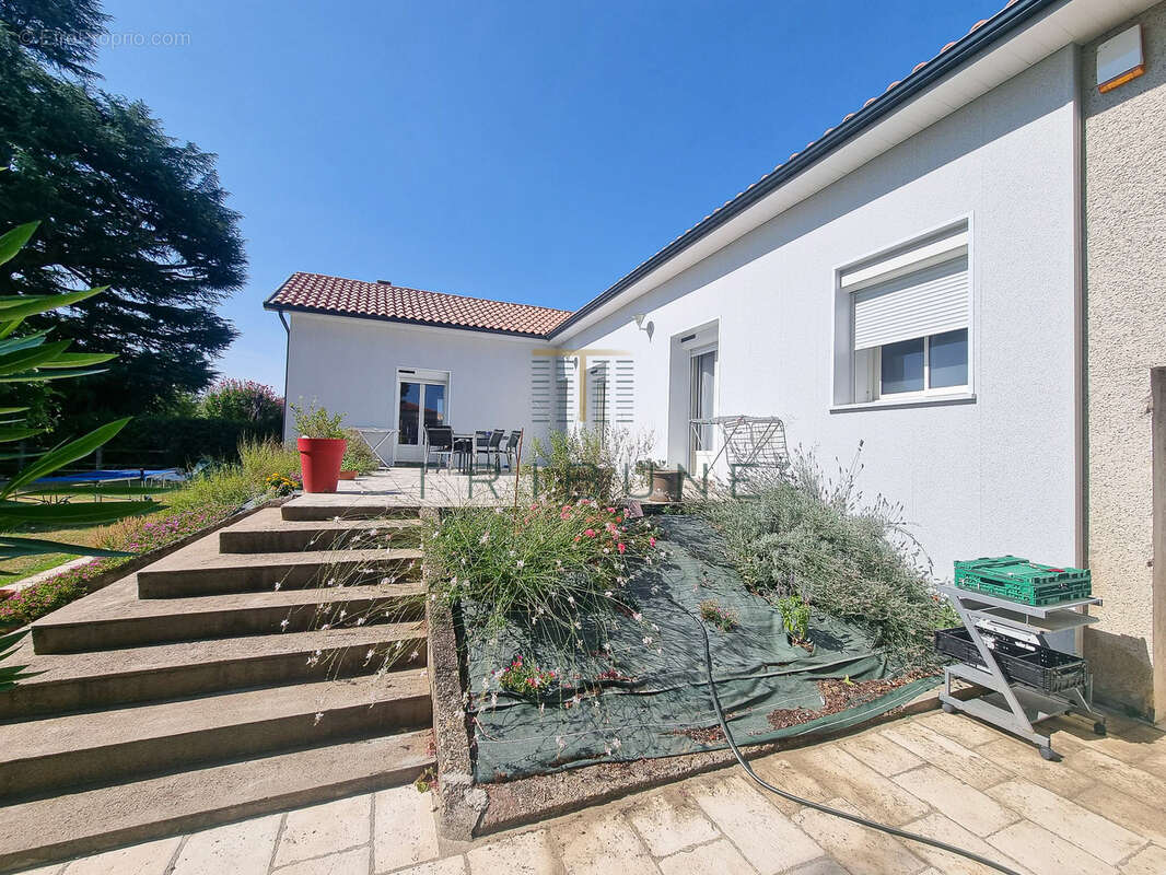 Maison 130m2 avec jardin à Colayrac saint cirq - photo 4