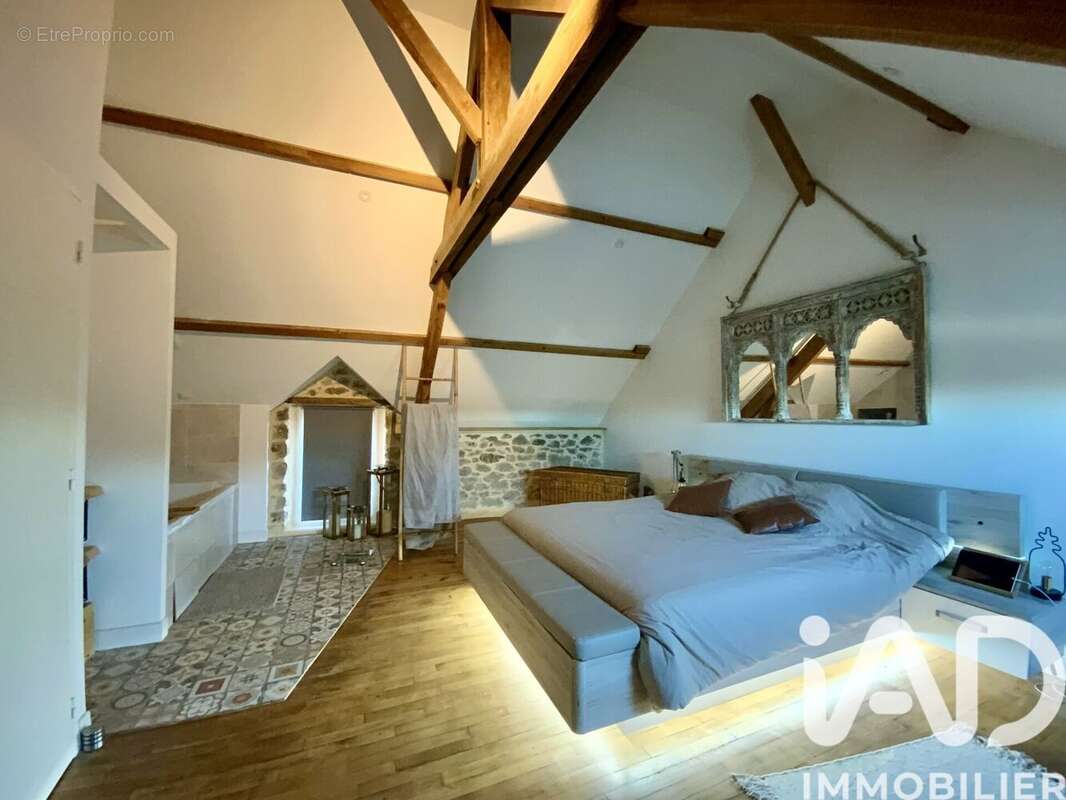 Maison 128 m² à Saint-Andre-Des-Eaux  - photo 3