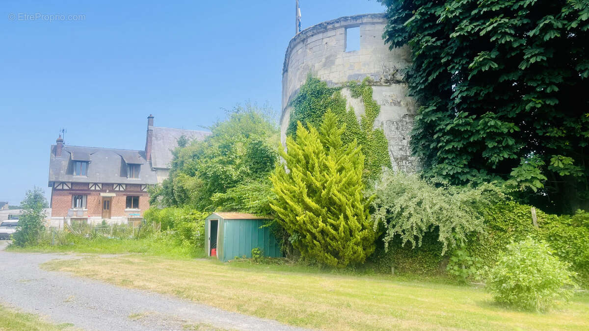 Maison à QUIERZY