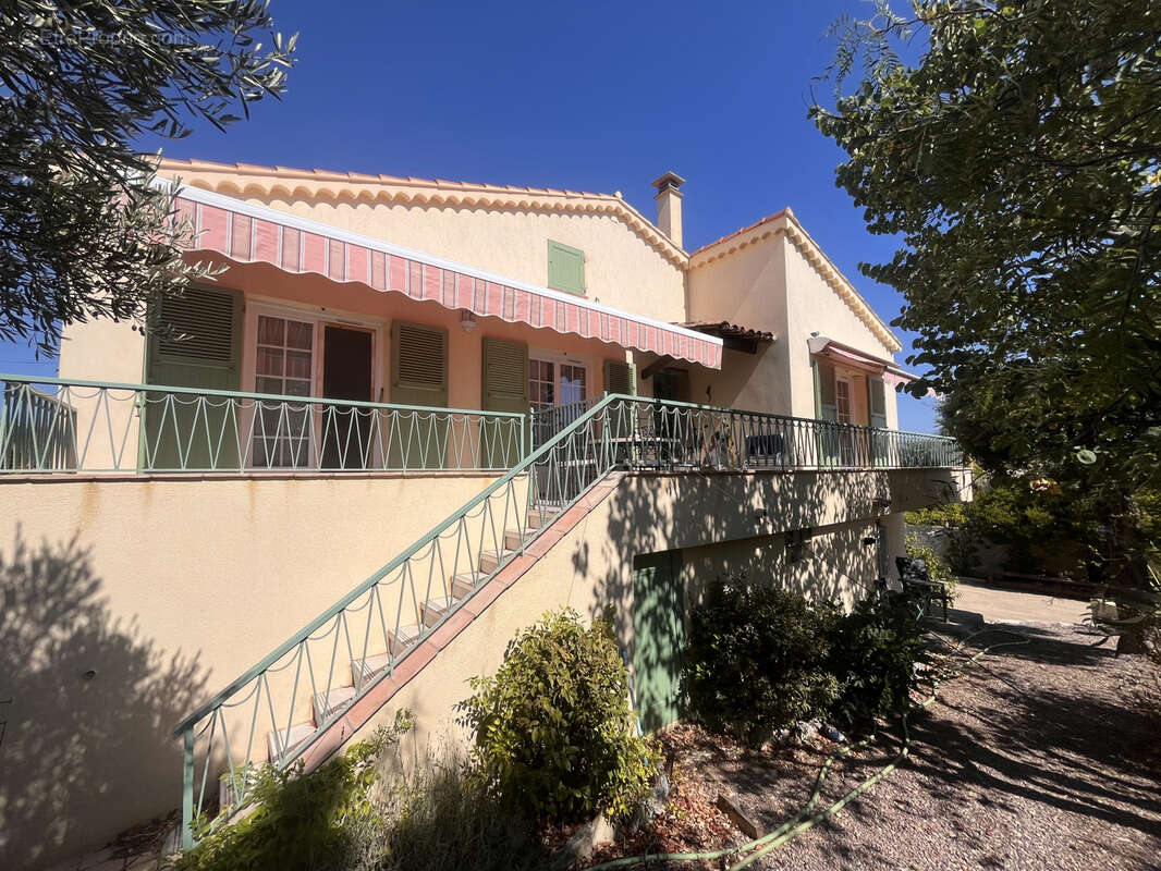 Maison à FREJUS