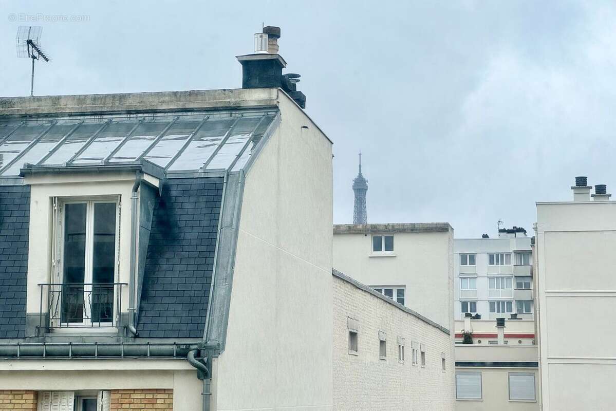 Appartement à PARIS-15E