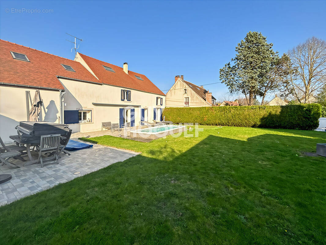 Maison à LA HOUSSAYE-EN-BRIE