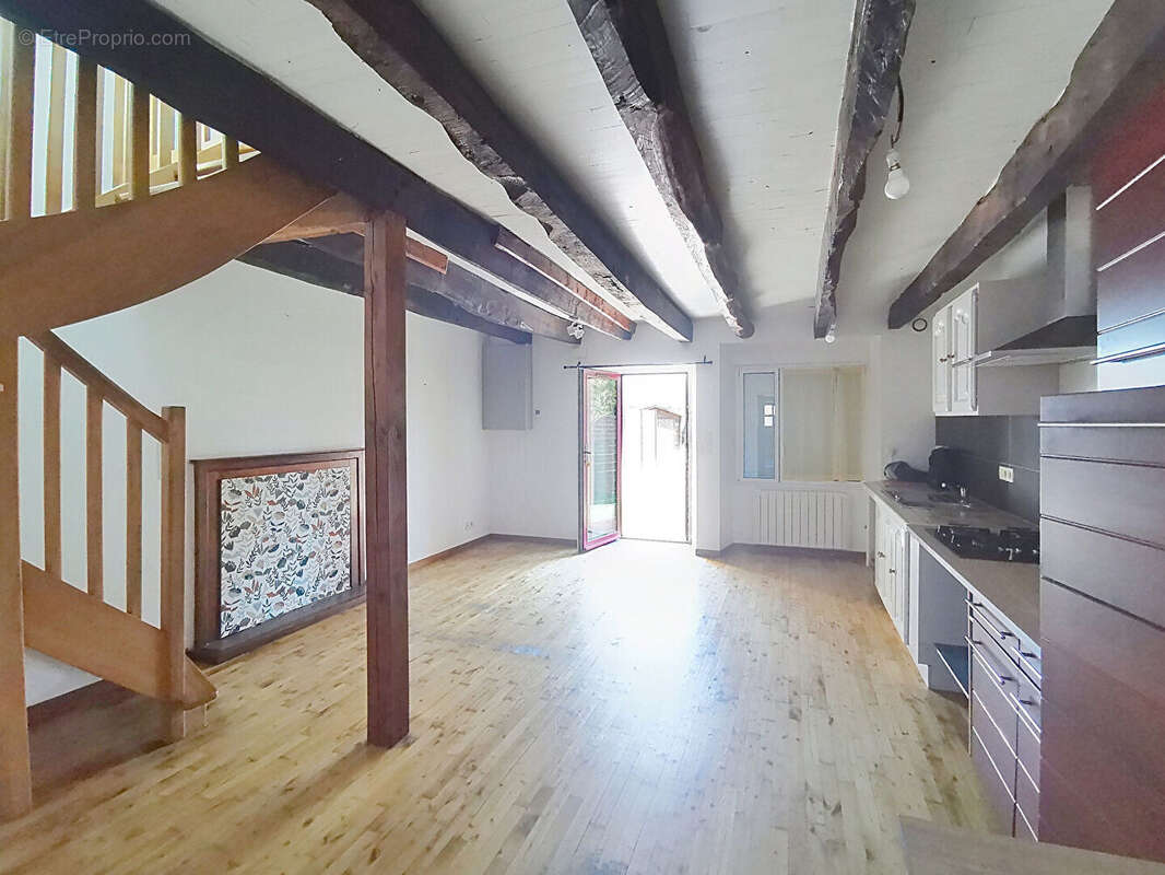 Maison deux chambres PIPRIAC - 35550 - photo 3