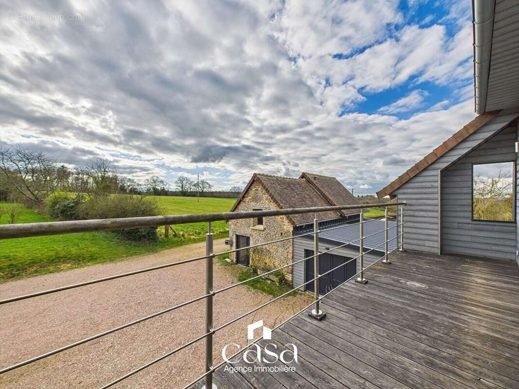 Maison à SAINT-PIERRE-DU-BU