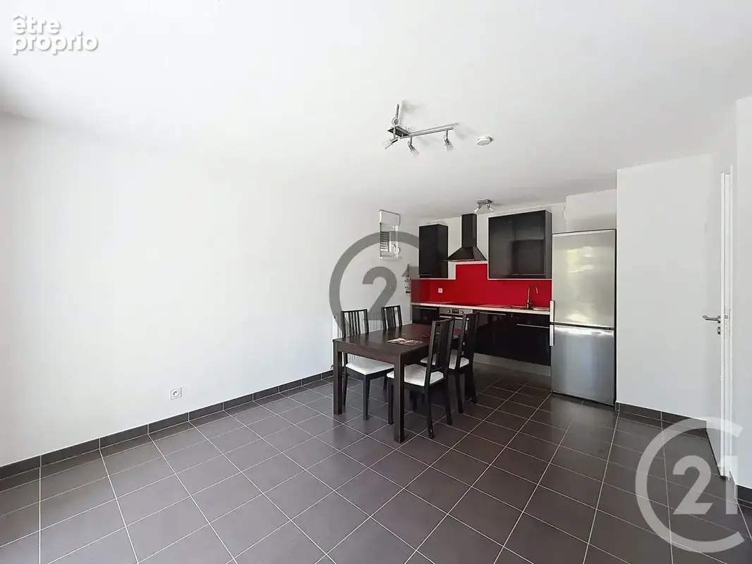 Appartement 2 pièces 40 m² à vendre à Troyes (10000) - photo 2